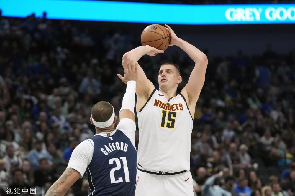 过娴熟的突 过娴熟的突