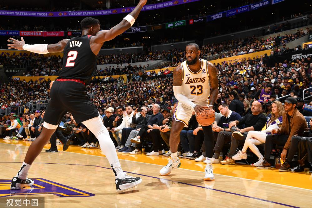 法国选手尝 法国选手尝