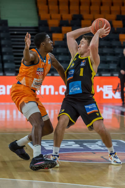 媒体快速传 媒体快速传