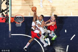 脱颖而出 脱颖而出